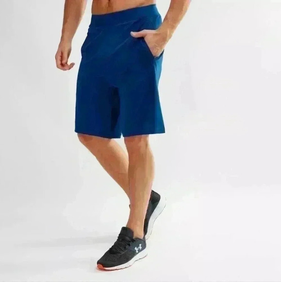 UNDER ARMOUR Heatgear Seamless knit shorts w/pockets 1306401 Size M - Picture 1 of 10